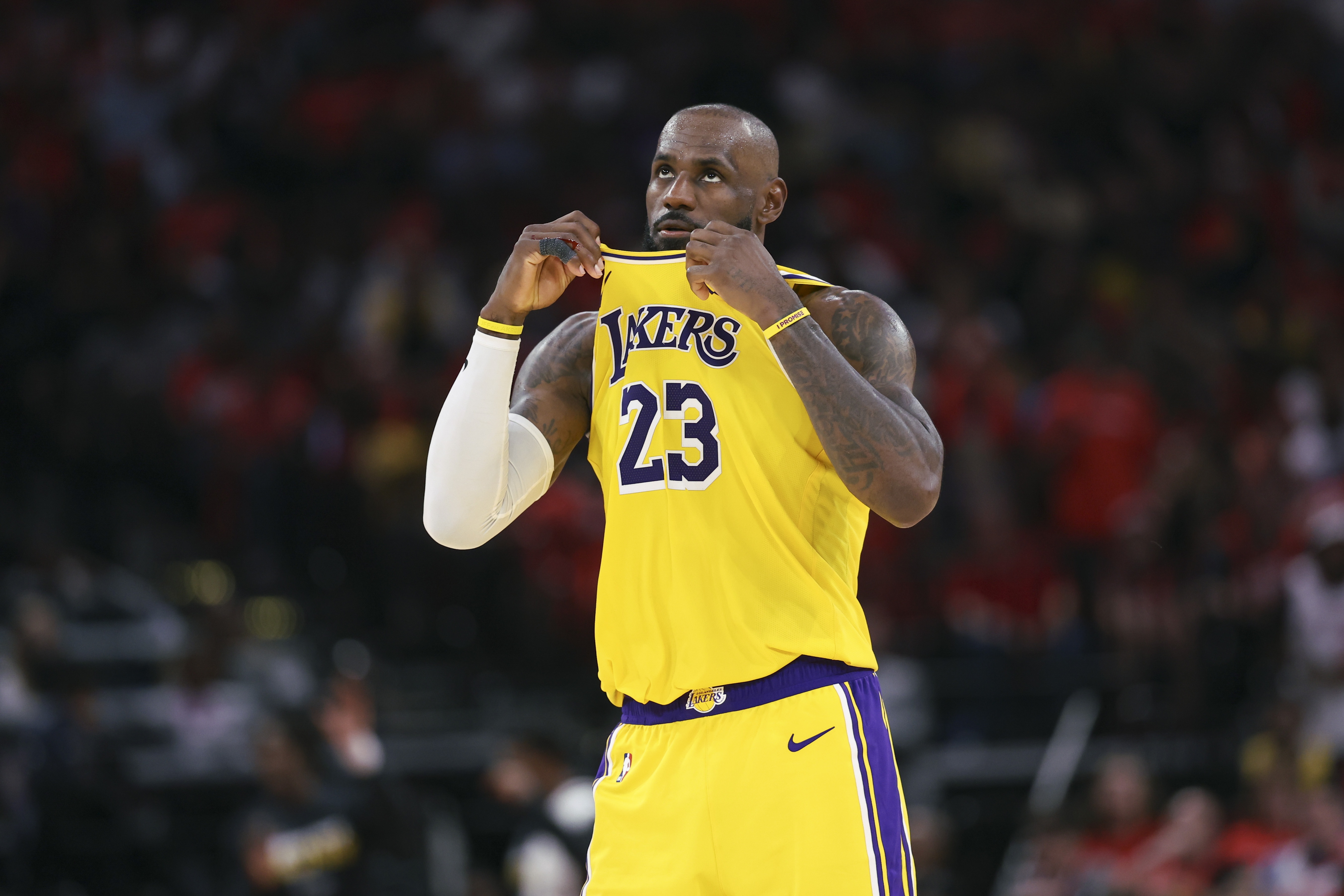 ESPN記者：41歲詹姆斯獨自扛隊不公平，GOAT從不抱怨