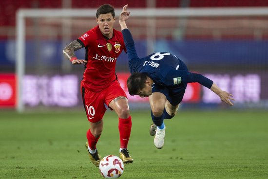維塔爾世界波開胡，海港客場2-0三鎮(zhèn)止頹