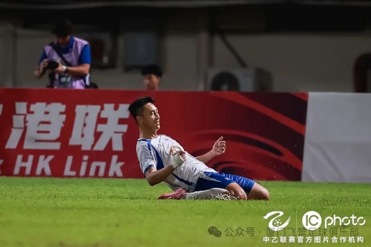 劉子銘雙響領(lǐng)跑射手榜，廈門飛鷺客勝?gòu)V州蒲公英升至爭(zhēng)冠組第三