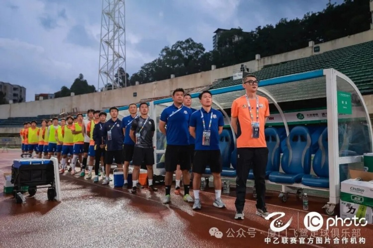劉子銘雙響領(lǐng)跑射手榜，廈門飛鷺客勝?gòu)V州蒲公英升至爭(zhēng)冠組第三