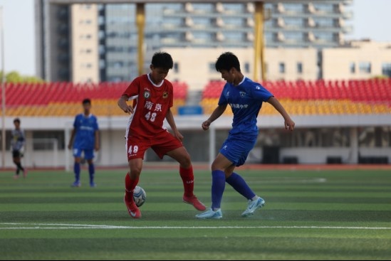 雨花臺(tái)中學(xué)5-0橫掃南京城市梯隊(duì)，中青賽南京U15首日爆冷